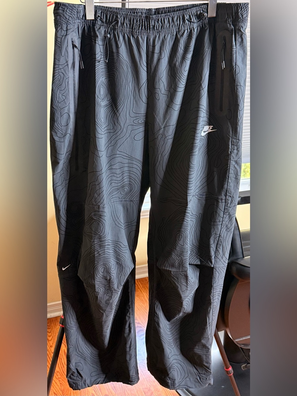 Gorgeous Nike Tech
Men's Dri-FIT  !!!